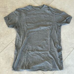 Gap pocket tshirt